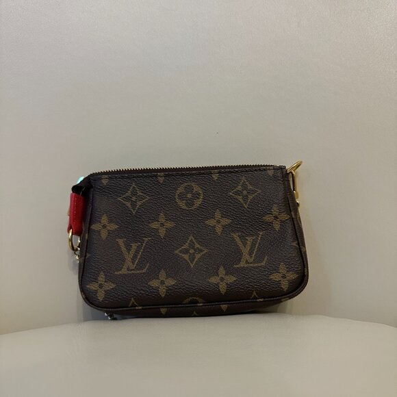 Louis Vuitton Monogram Pochette Accessoires Mini - Picture 3 of 6